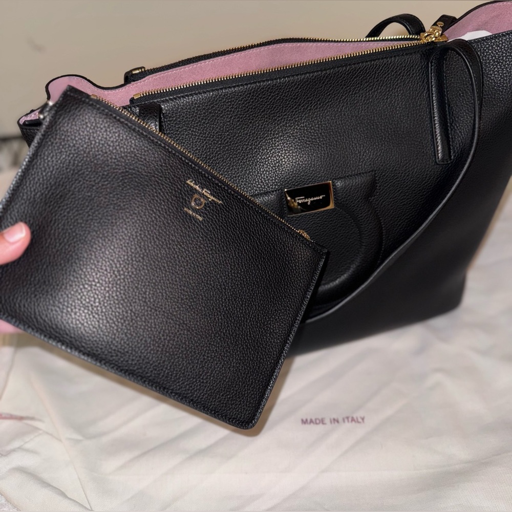 Salvatore Ferragamo Black Leather Tote Bag NEW WITH TAGS! Gorgeous bag!!! SOLD - Picture 8 of 16